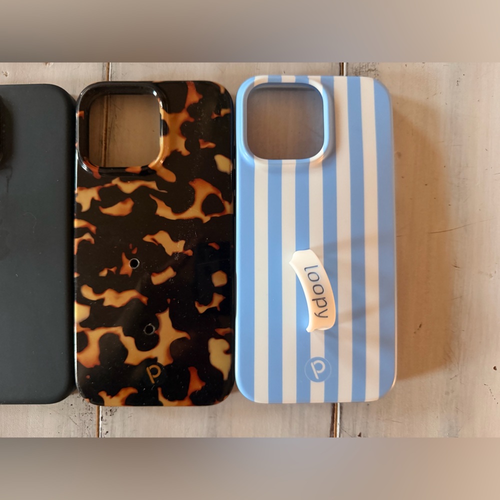 3 iphone 16 pro max cases - 2 loopy & 1 apple - Picture 2 of 4